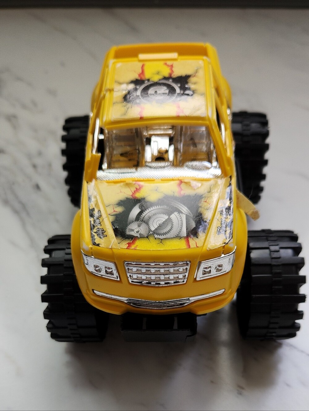 Monster Truck - Yellow & Black colors